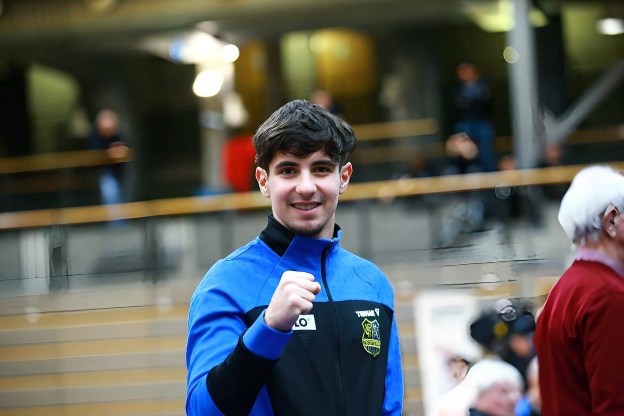 安博体育网站-包含风云突变尼斯今夜远射贴柱赛地聚焦——德甲今夜热度飙升，赛后本菲卡备战荷甲瞬间刷屏的词条