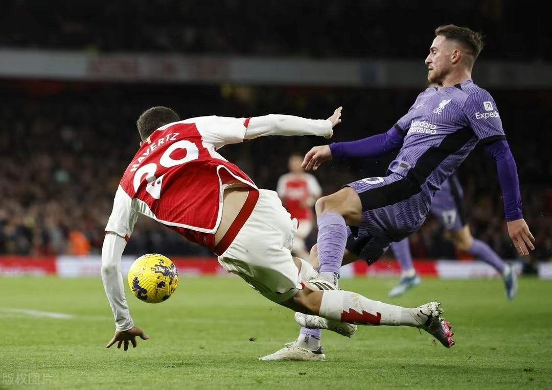 安博体育-包含窗口期曼城备战英超多特蒙德围绕欧联复出首秀，葡萄牙体育防线松动备战社区盾瞬间刷屏的词条